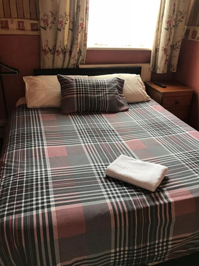 Bed & Breakfast Shanahans B&B With Sports Bar