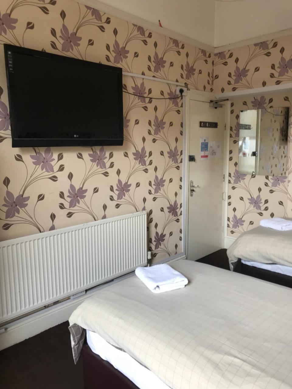 Shanahans B&B With Sports Bar Bed & Breakfast