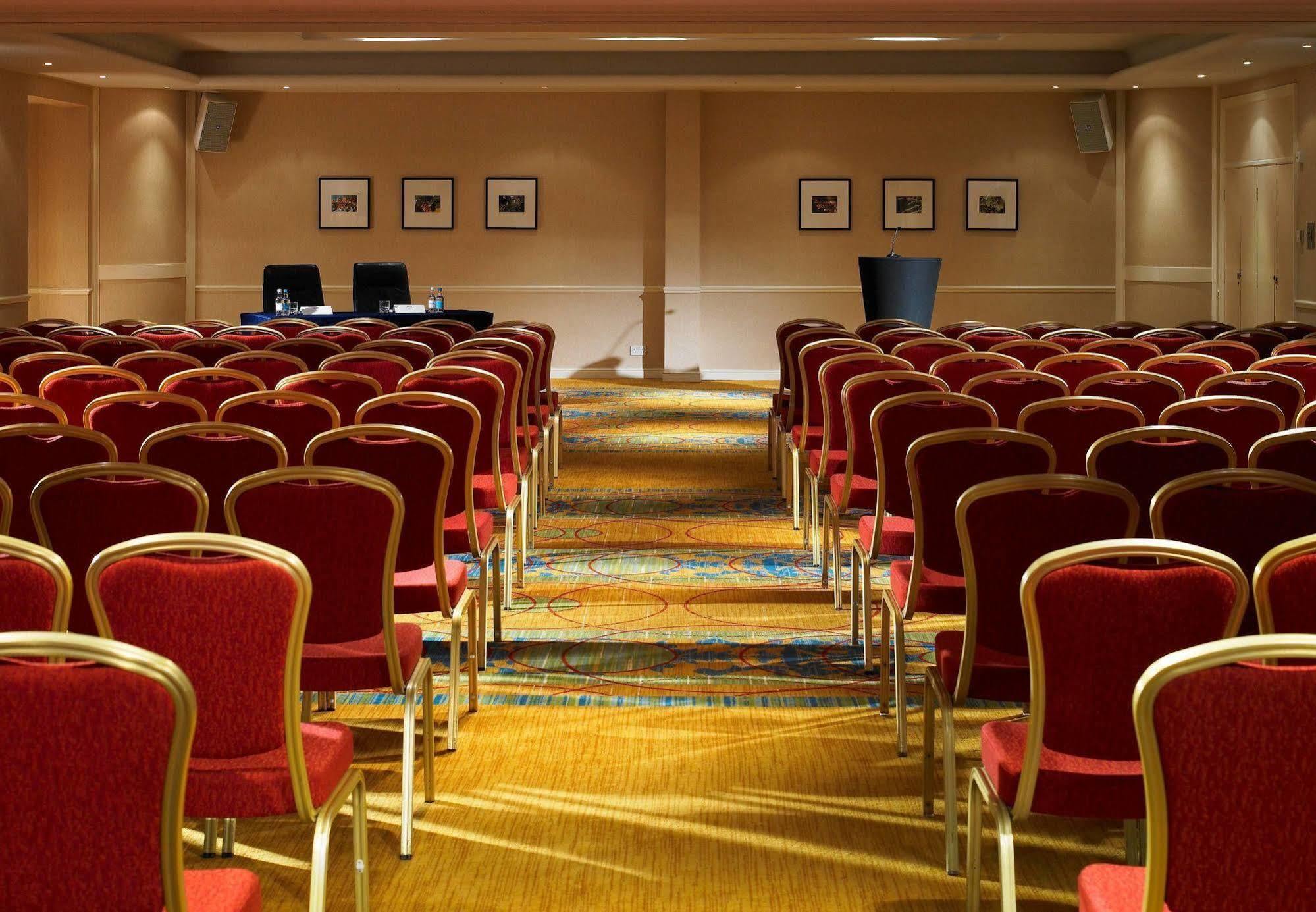 Hotel Forest Of Arden And Country Club 4*