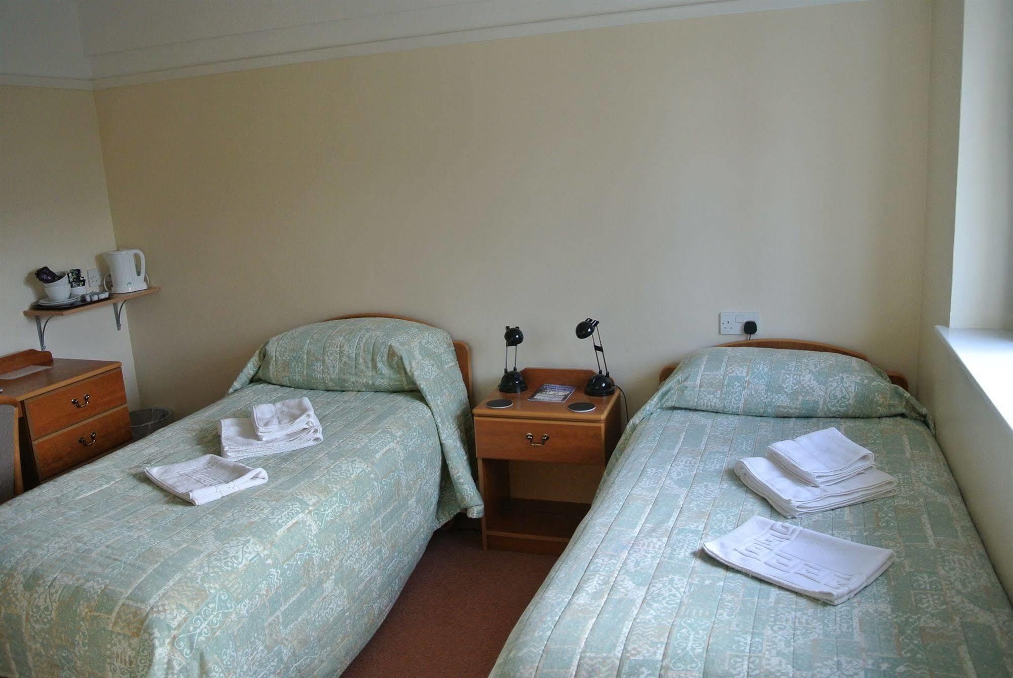 Woodbrooke Bed & Breakfast 2*