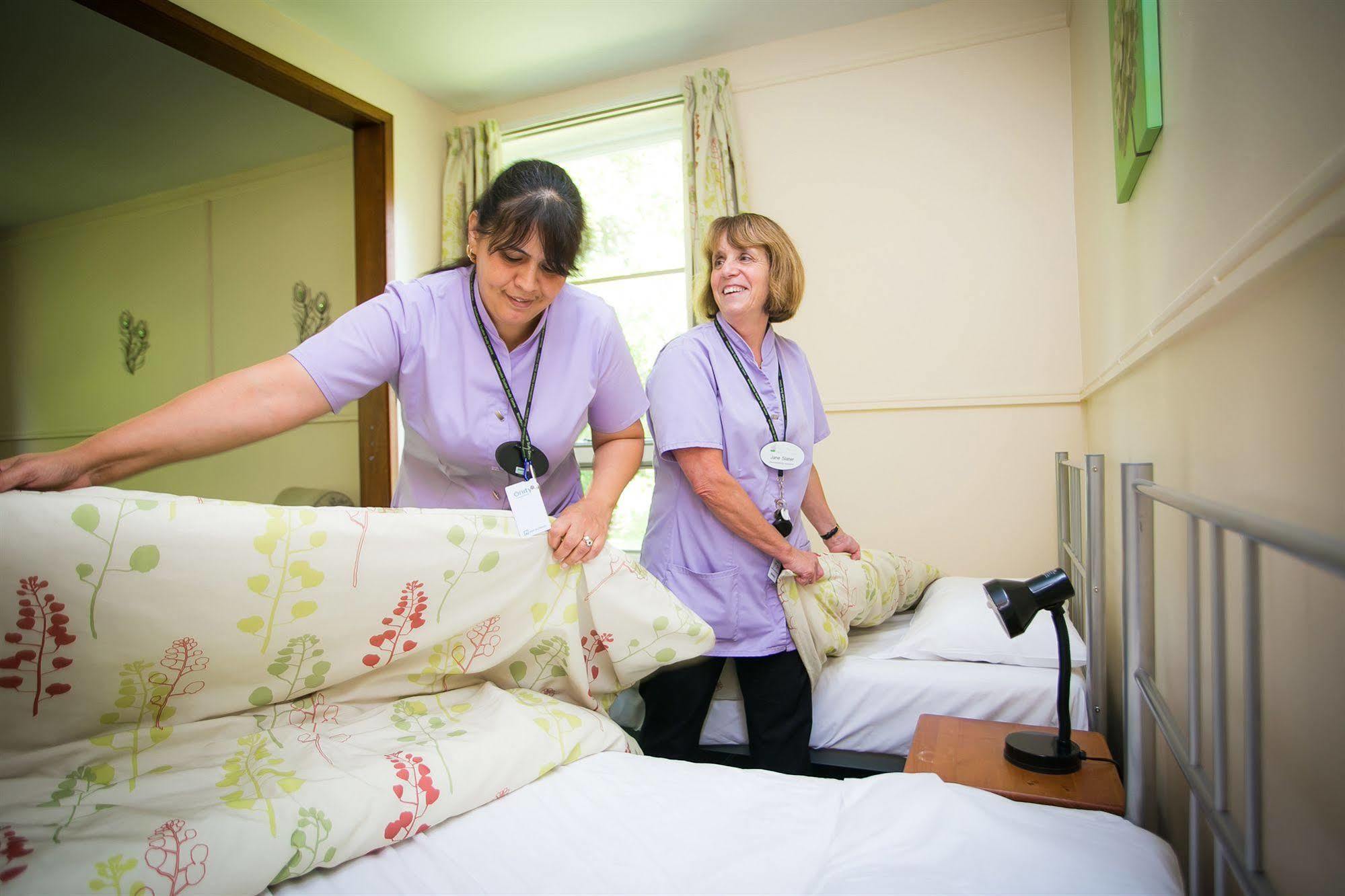 Bed & Breakfast Woodbrooke 2*