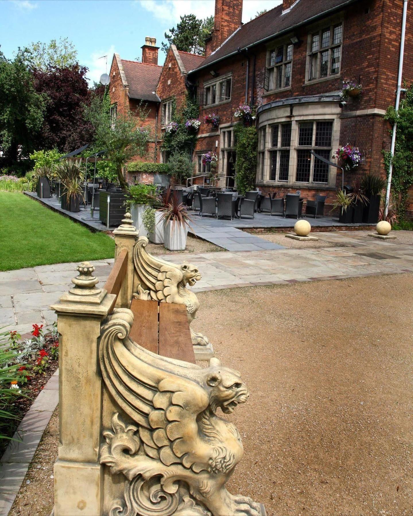 Moxhull Hall 4*