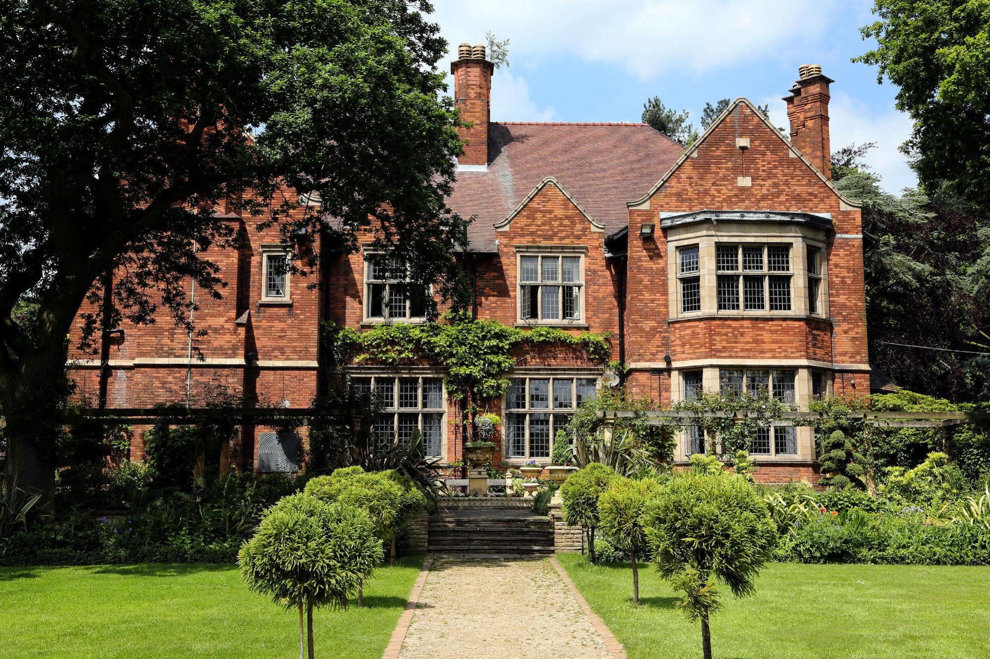 Moxhull Hall 4*