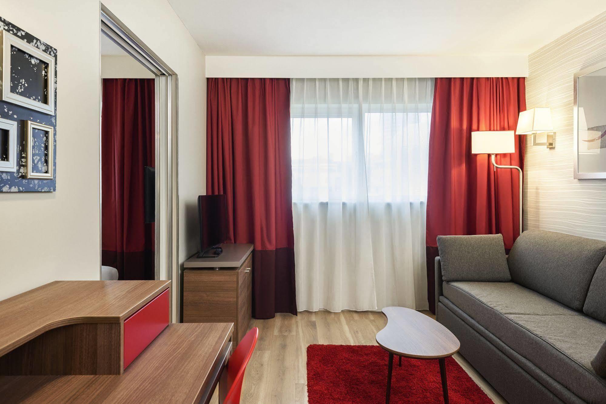 Adagio Centre Aparthotel