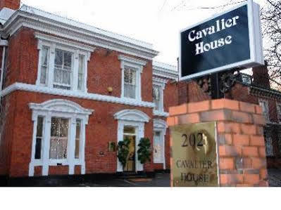 Hotel Cavalier House 3*