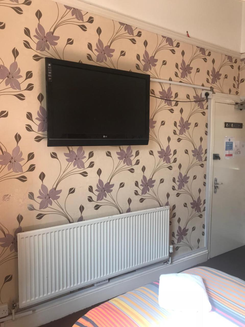 Shanahans B&B With Sports Bar Bed & Breakfast Birmingham