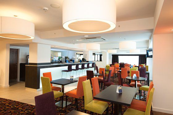 Hotel Express South A45, An Ihg 3*