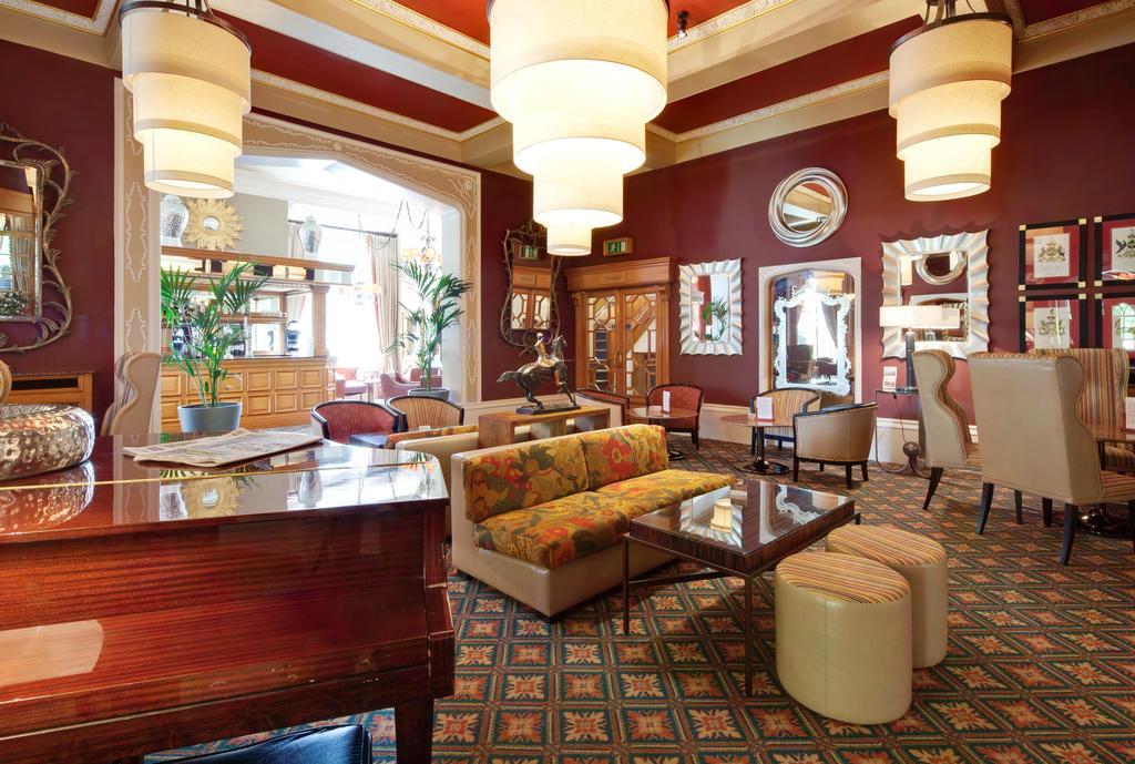 Hotel Western Plough And Harrow 4*