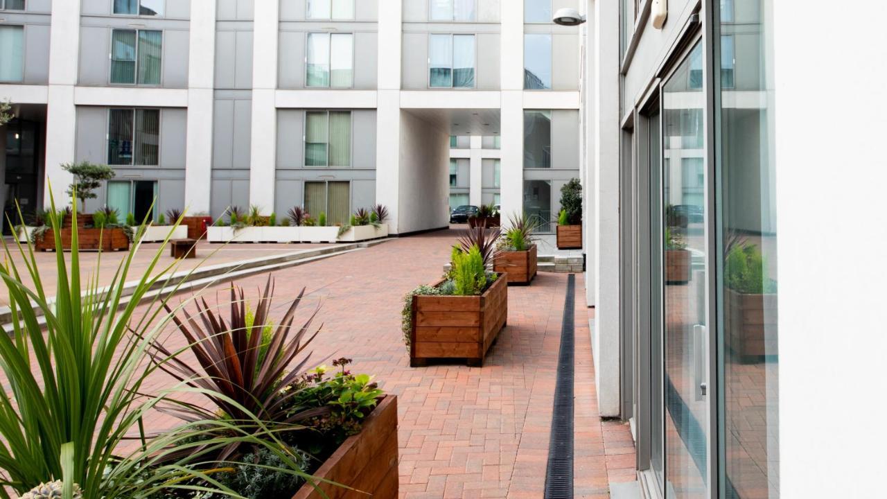 Apartment The Spires Serviced *