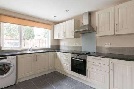 Solihull/nec/airport 3 Bedroom Semi-detached House