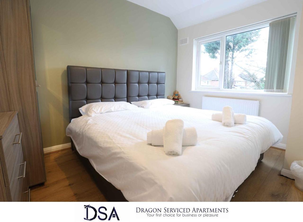 Solihull/nec/airport 3 Bedroom Semi-detached House Apartment Birmingham