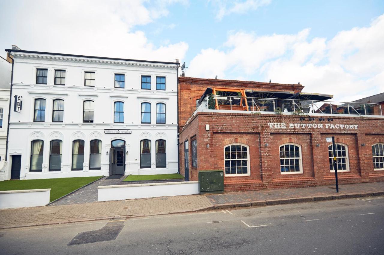 Frederick Street Townhouse 3*