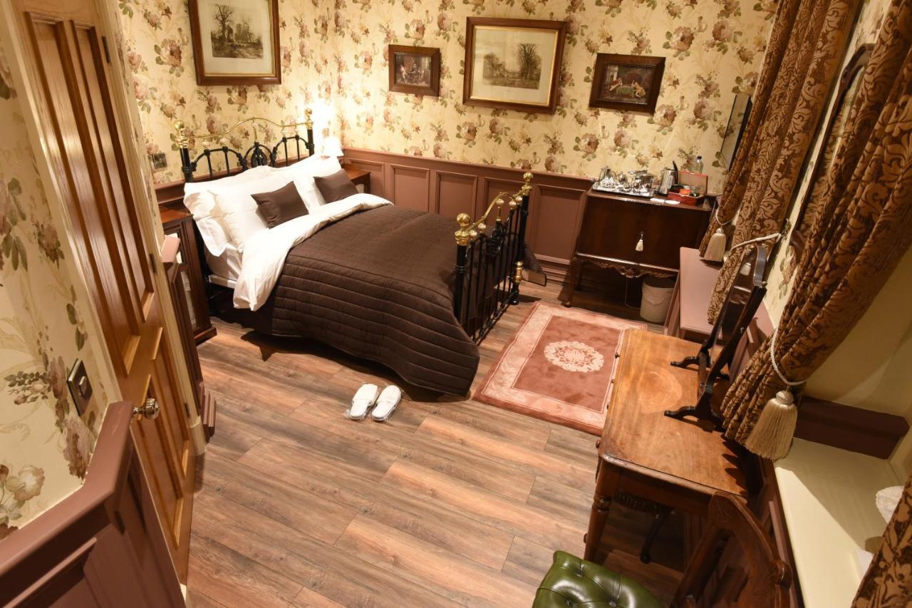 Hotel The Aston Tavern 4*