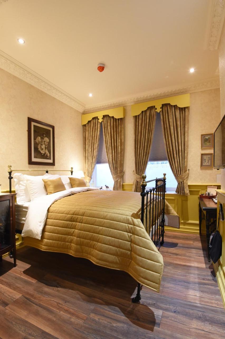 Hotel The Aston Tavern 4*