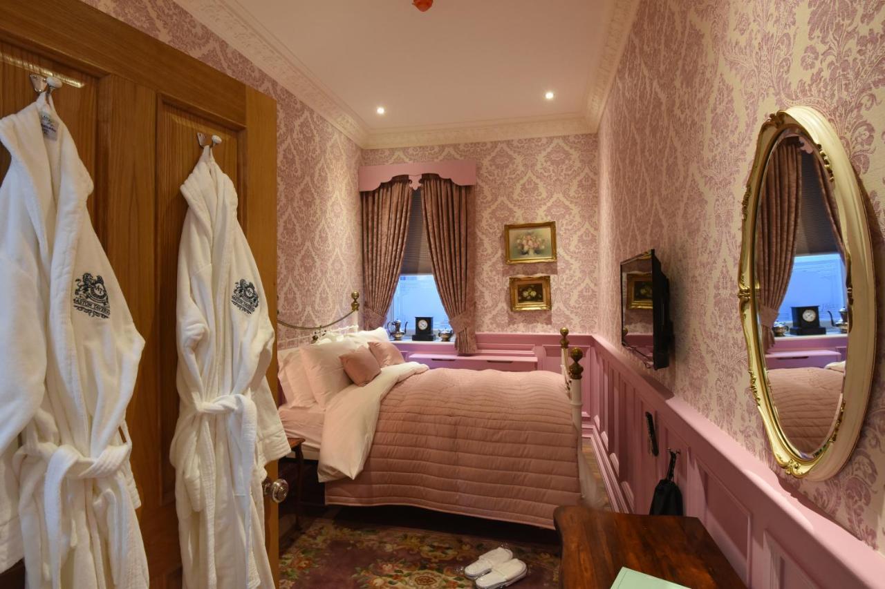The Aston Tavern Hotel 4*