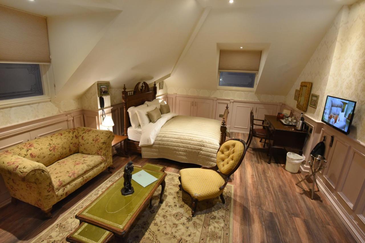 The Aston Tavern 4* Birmingham