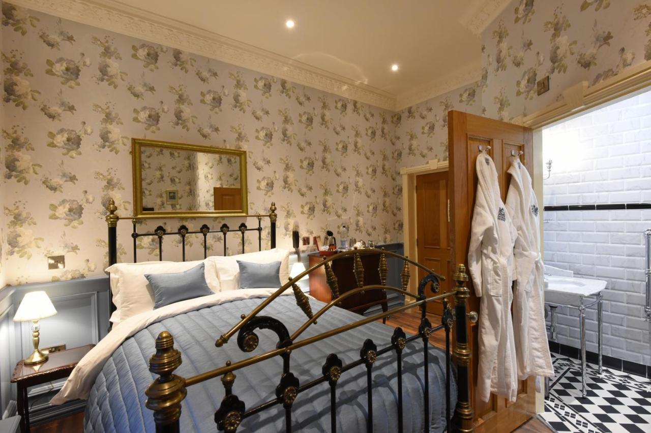 The Aston Tavern Hotel 4*