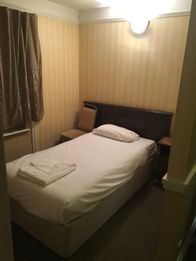 Hotel Sparkle 2*