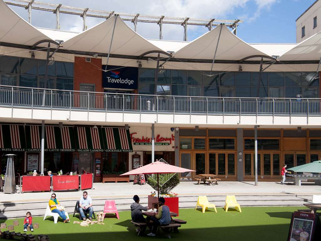 Travelodge Broadway Plaza