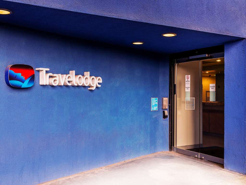 Hotel Travelodge Dunlop 3*