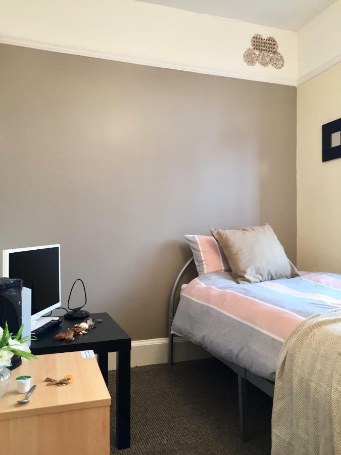 Harold's House Guest house