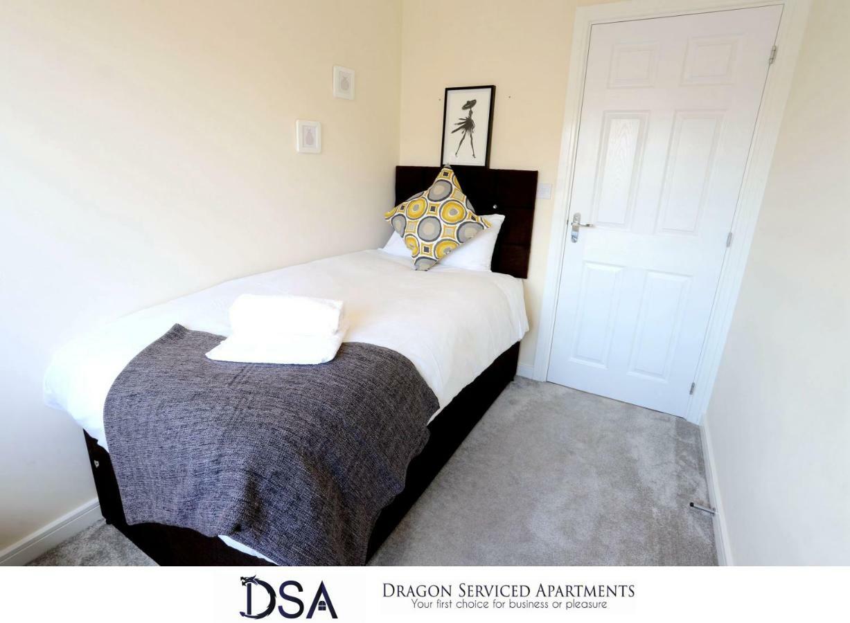 Apartment Stunning Beauty 3 Beds3 Baths Homebase For Necairport *