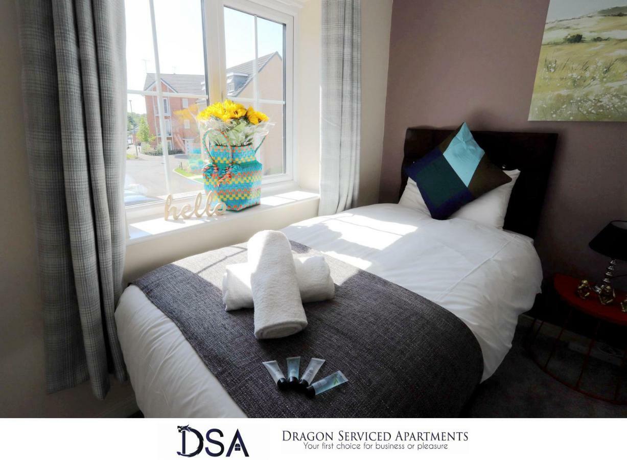 Apartment Stunning Beauty 3 Beds3 Baths Homebase For Necairport