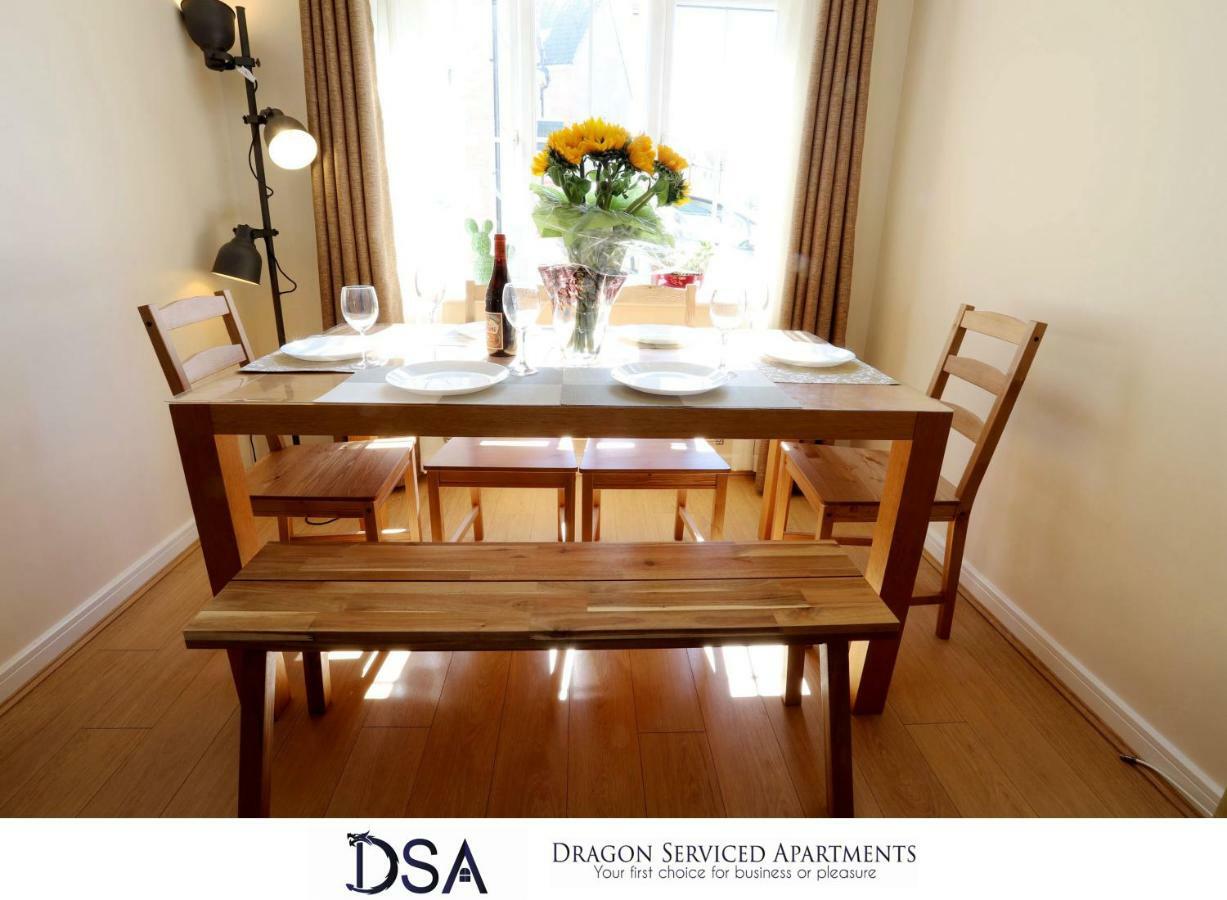 Stunning Beauty 3 Beds3 Baths Homebase For Necairport Apartment