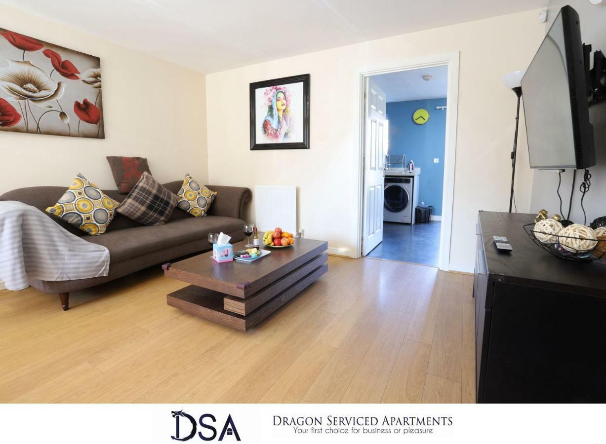 Stunning Beauty 3 Beds3 Baths Homebase For Necairport