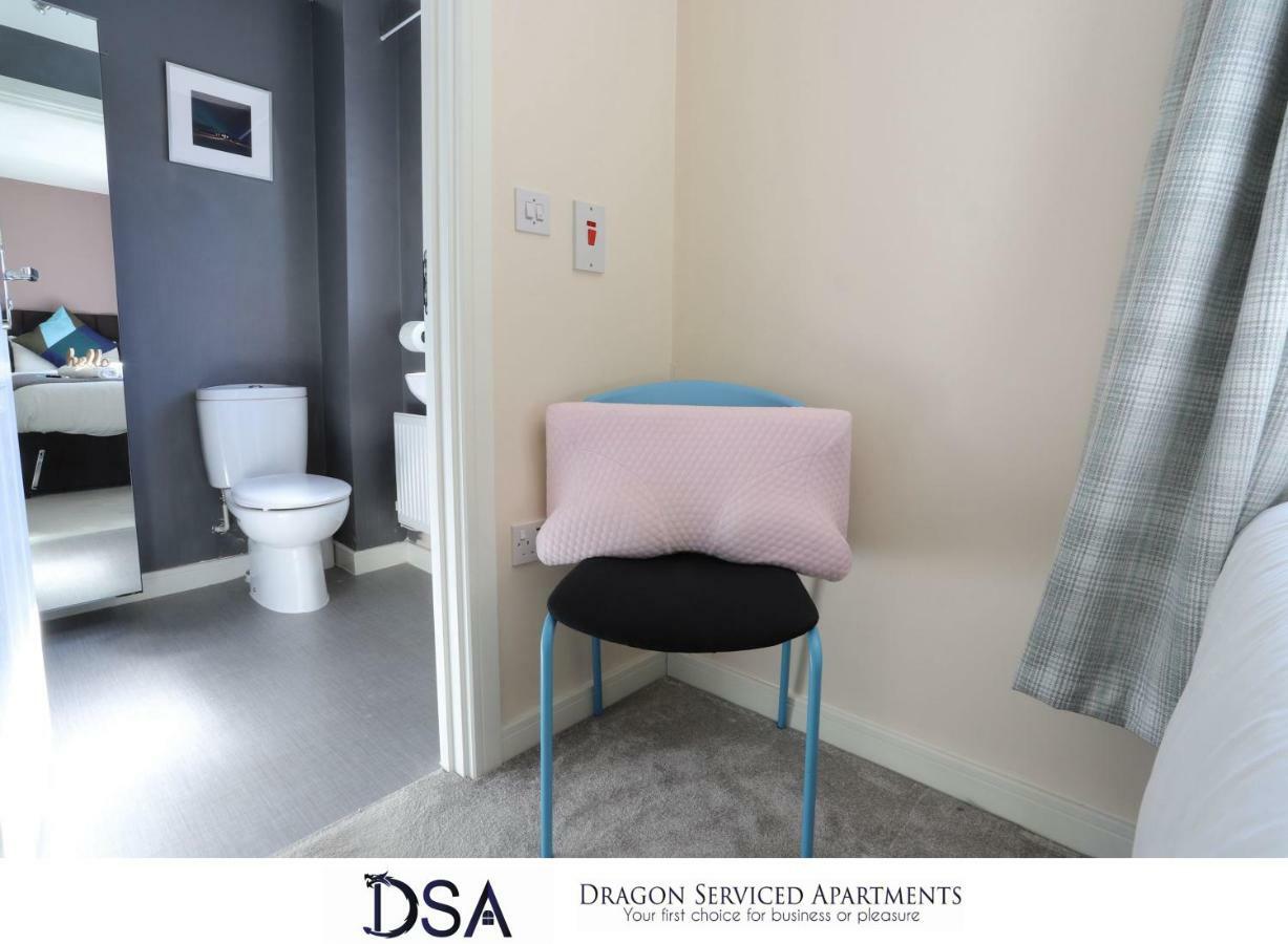 Stunning Beauty 3 Beds3 Baths Homebase For Necairport Apartment *