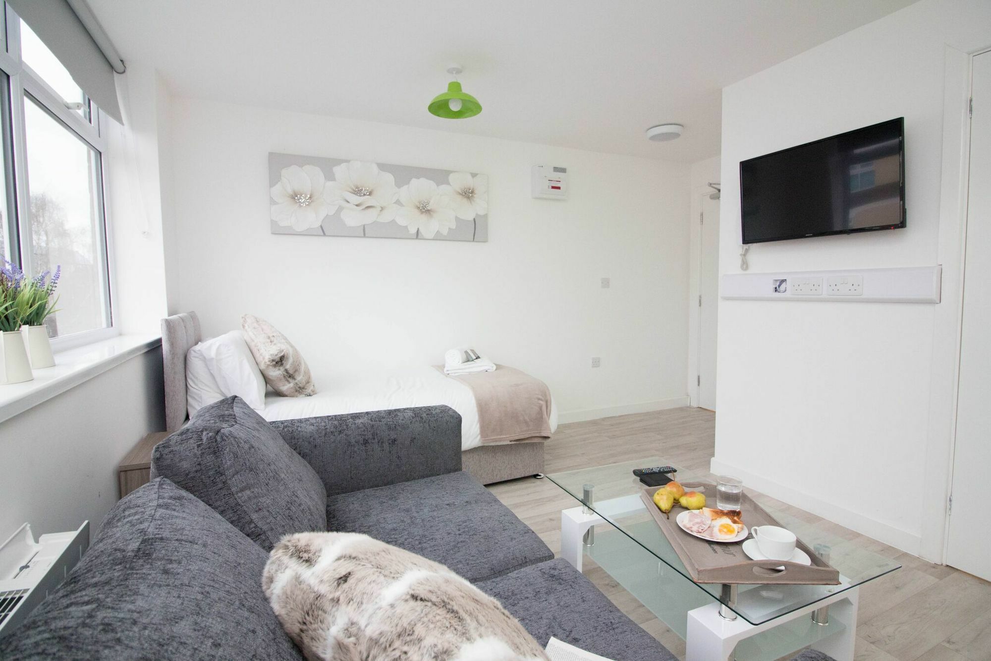 Diamond - Grand Square Apartment Birmingham