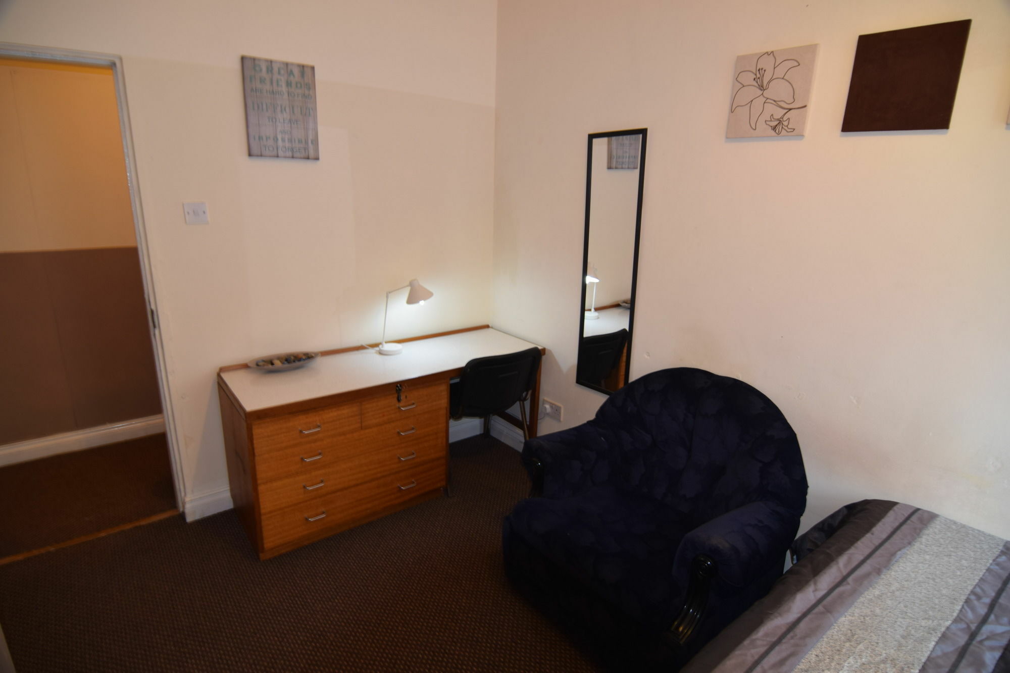 Manu'S Place Shared Apartments Homestay *