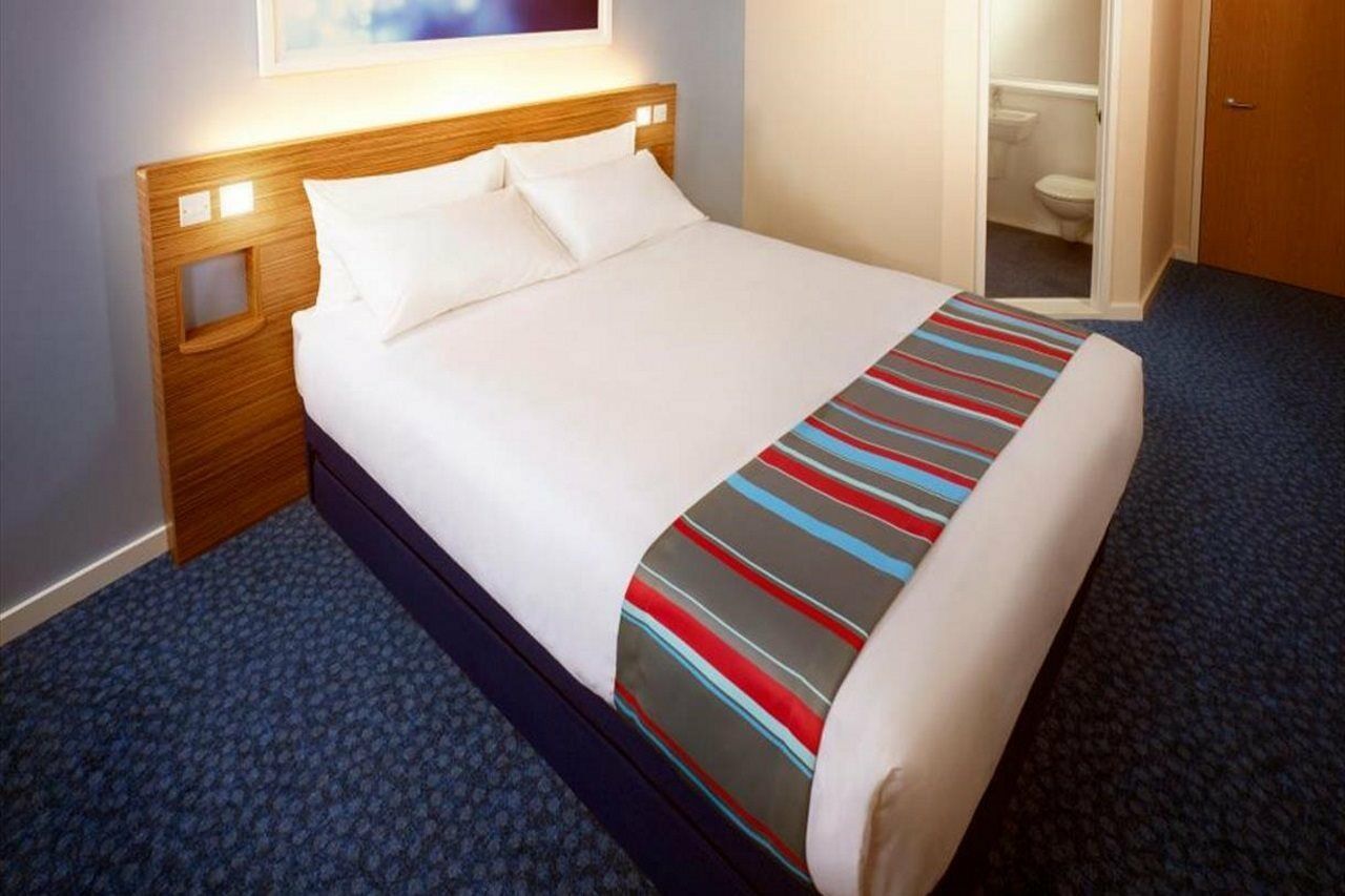 Travelodge Newhall Street Hotel 3*