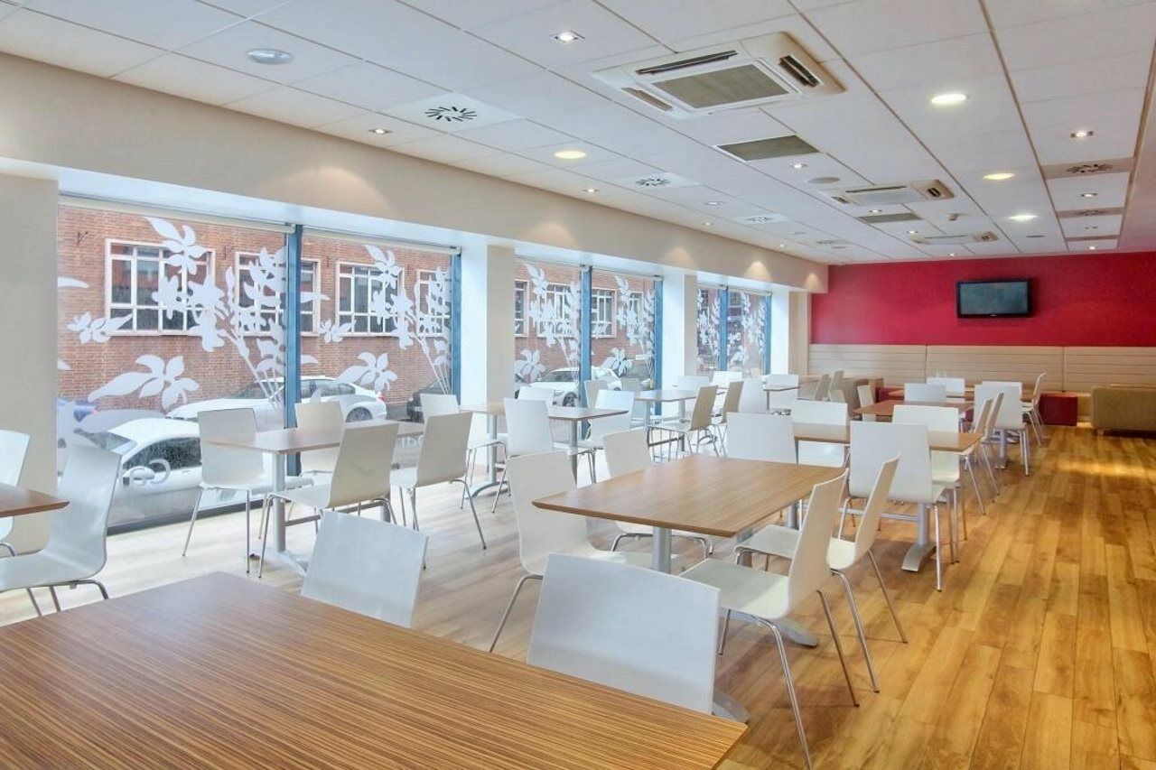Travelodge Newhall Street