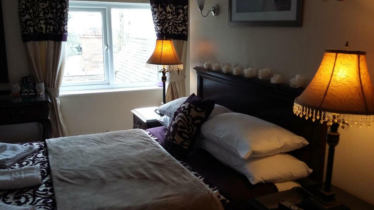 Featherstone Farm Hotel