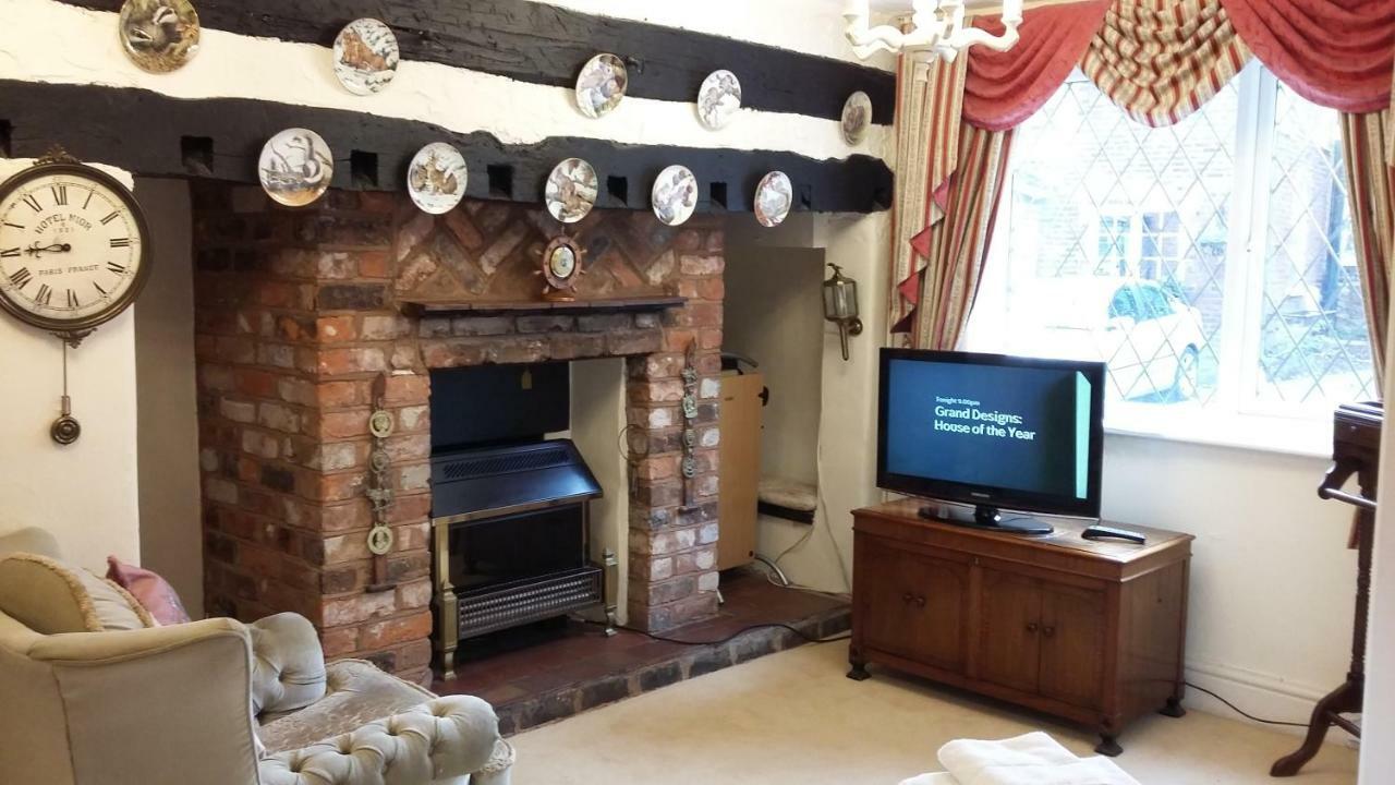 Featherstone Farm Shareshill