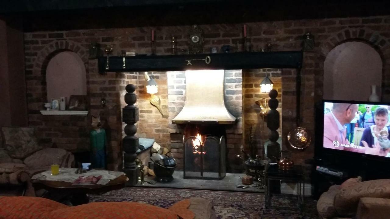 Hotel Featherstone Farm Shareshill