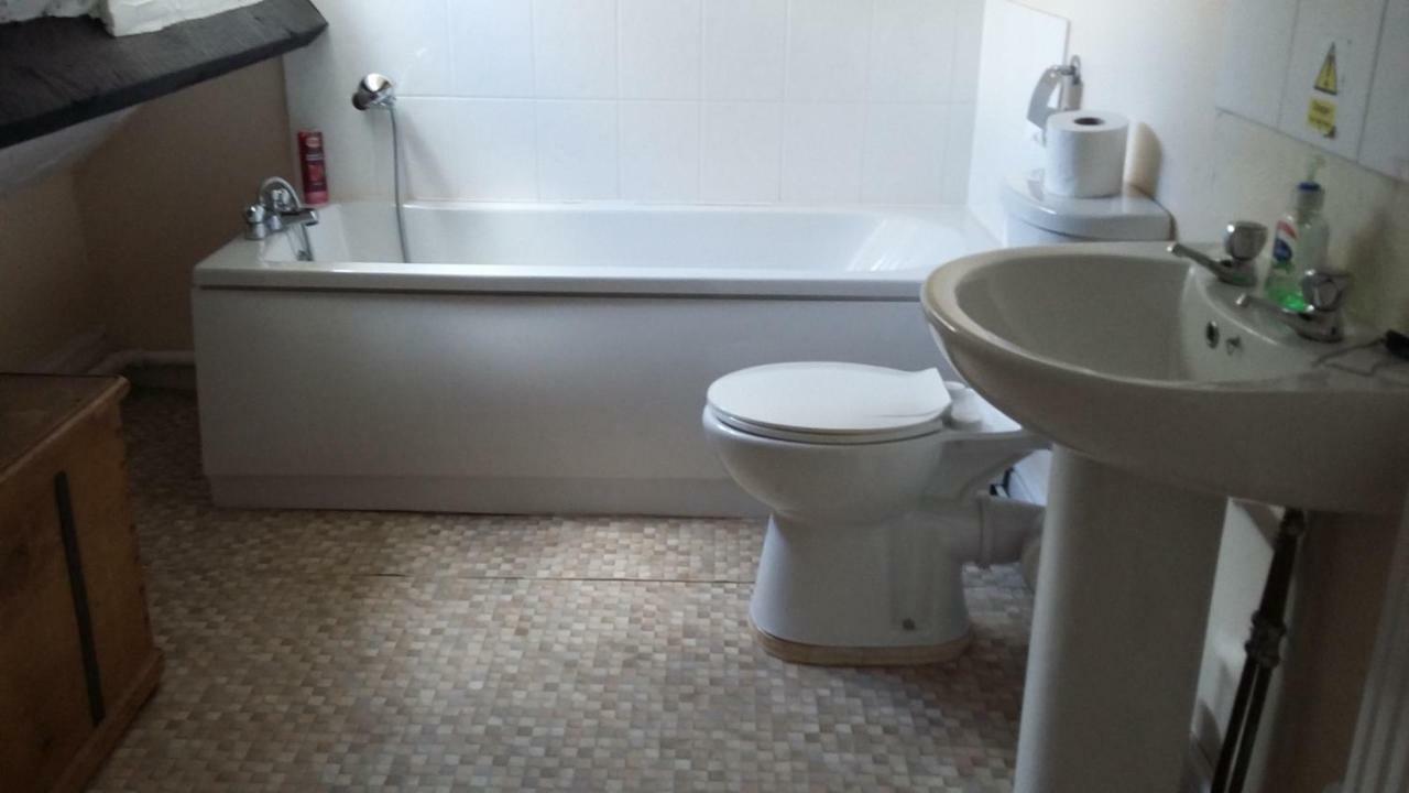 Featherstone Farm 3* Shareshill