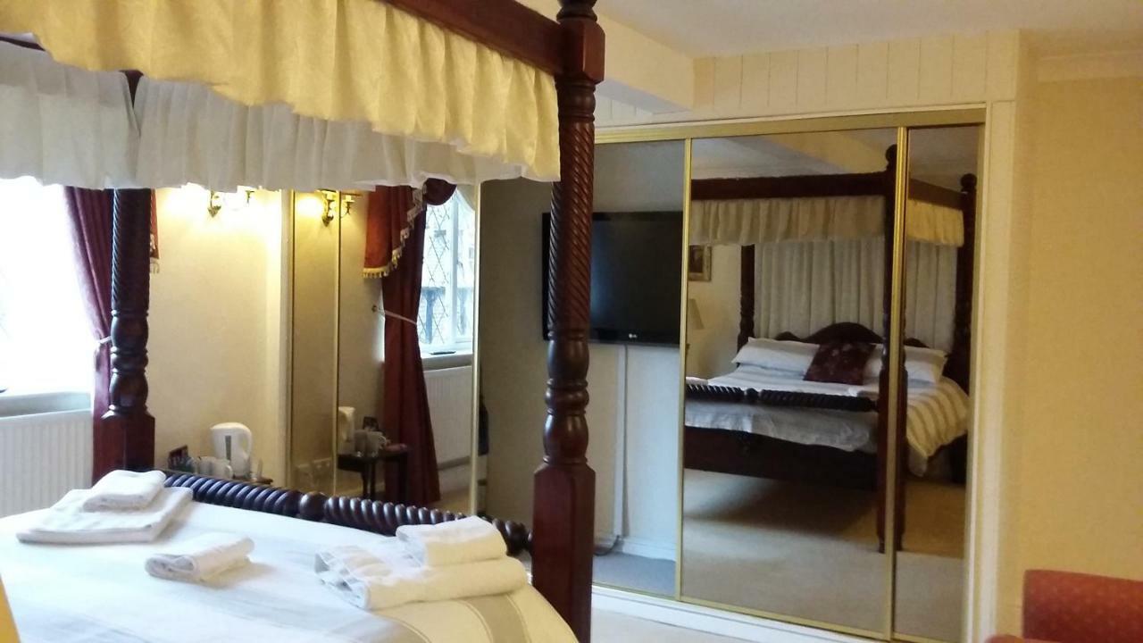 Hotel Featherstone Farm 3*