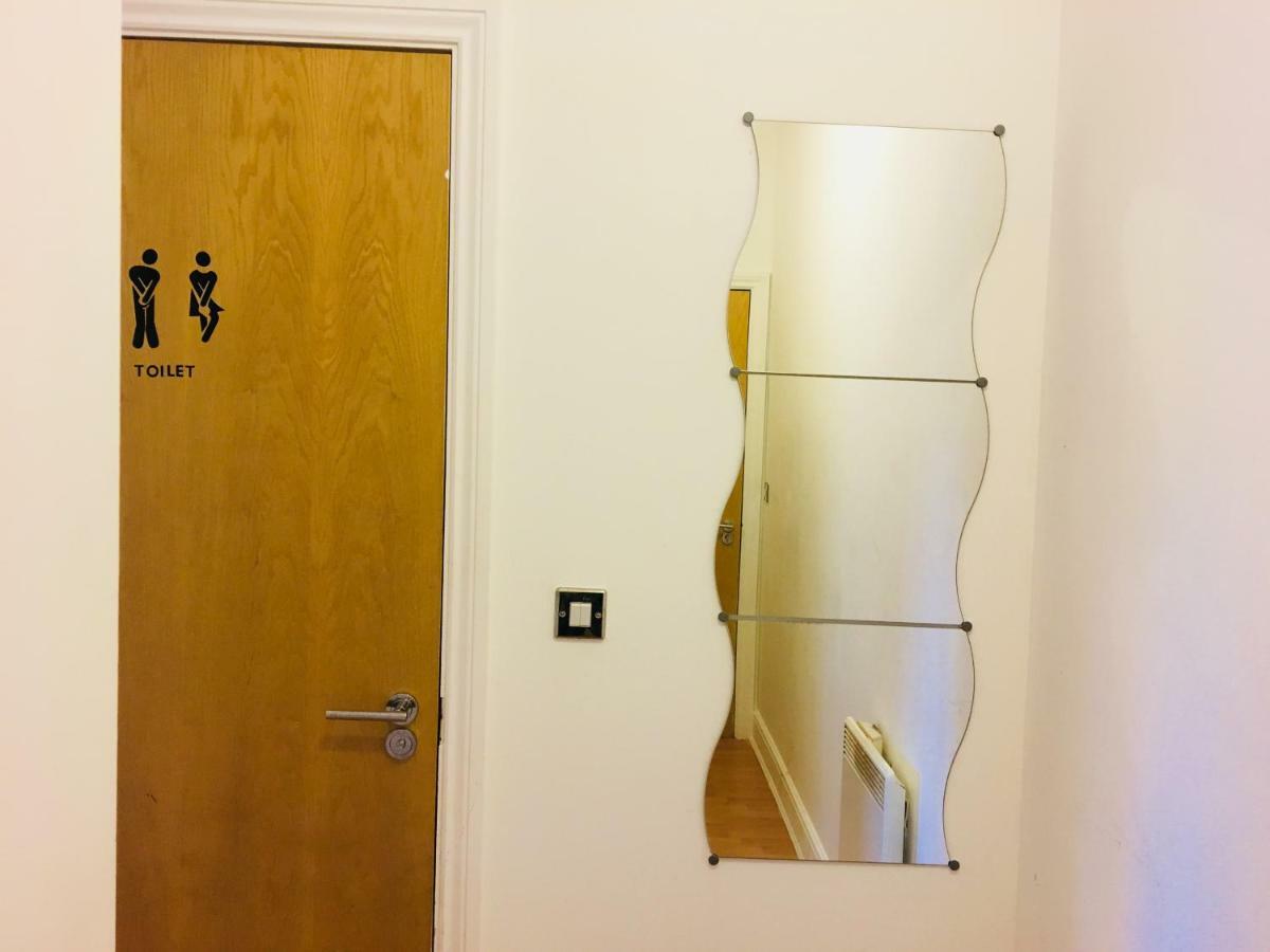 Serviced - The Qube Apartment