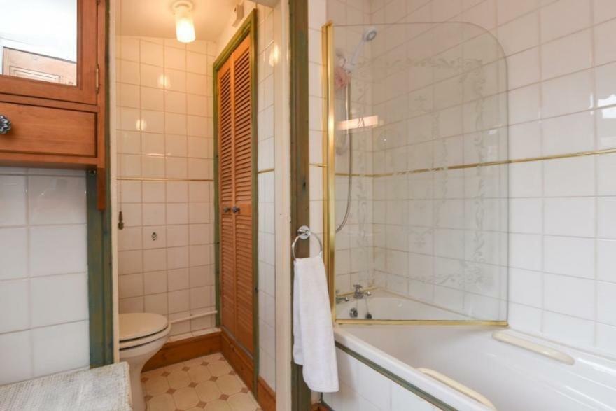 Johnson Road Near Erdington Station Homestay