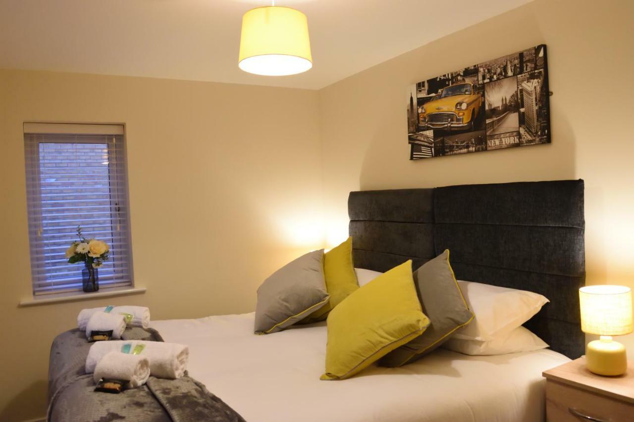 Apartment Staynec Coach House - For Company, Contractor & Leisure - Nec, Hs2, Jlr, Airport Birmingham