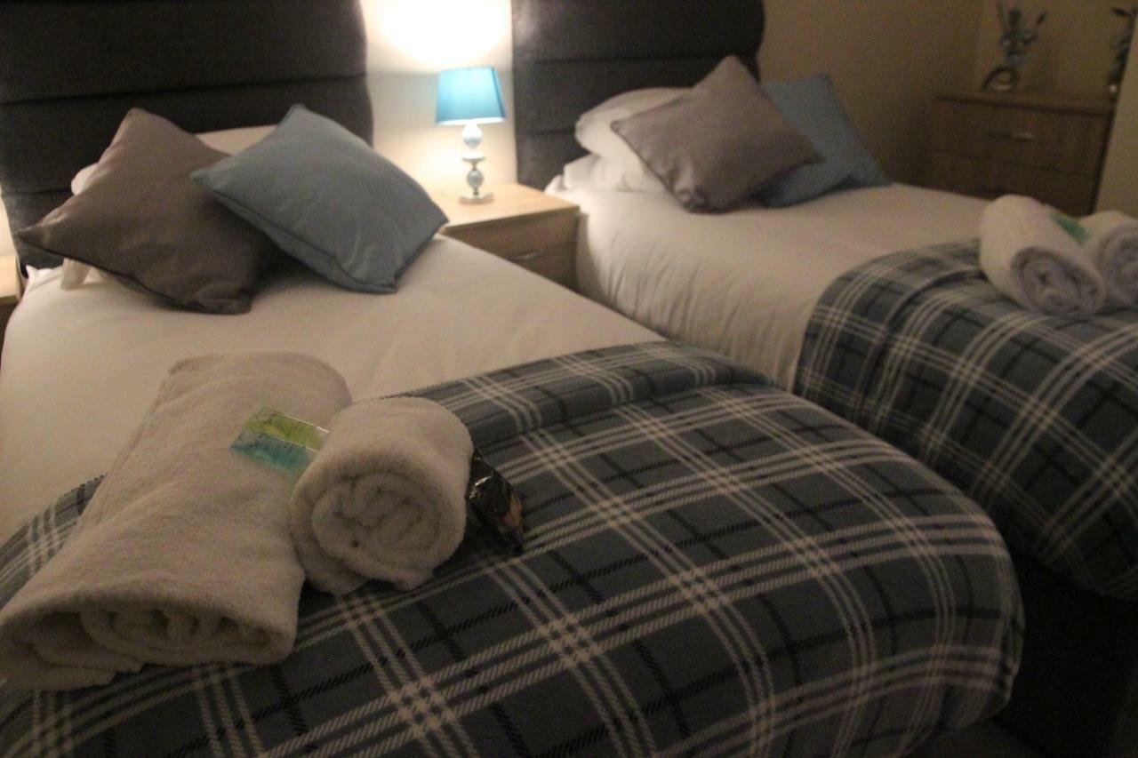 Staynec Coach House - For Company, Contractor & Leisure - Nec, Hs2, Jlr, Airport Apartment