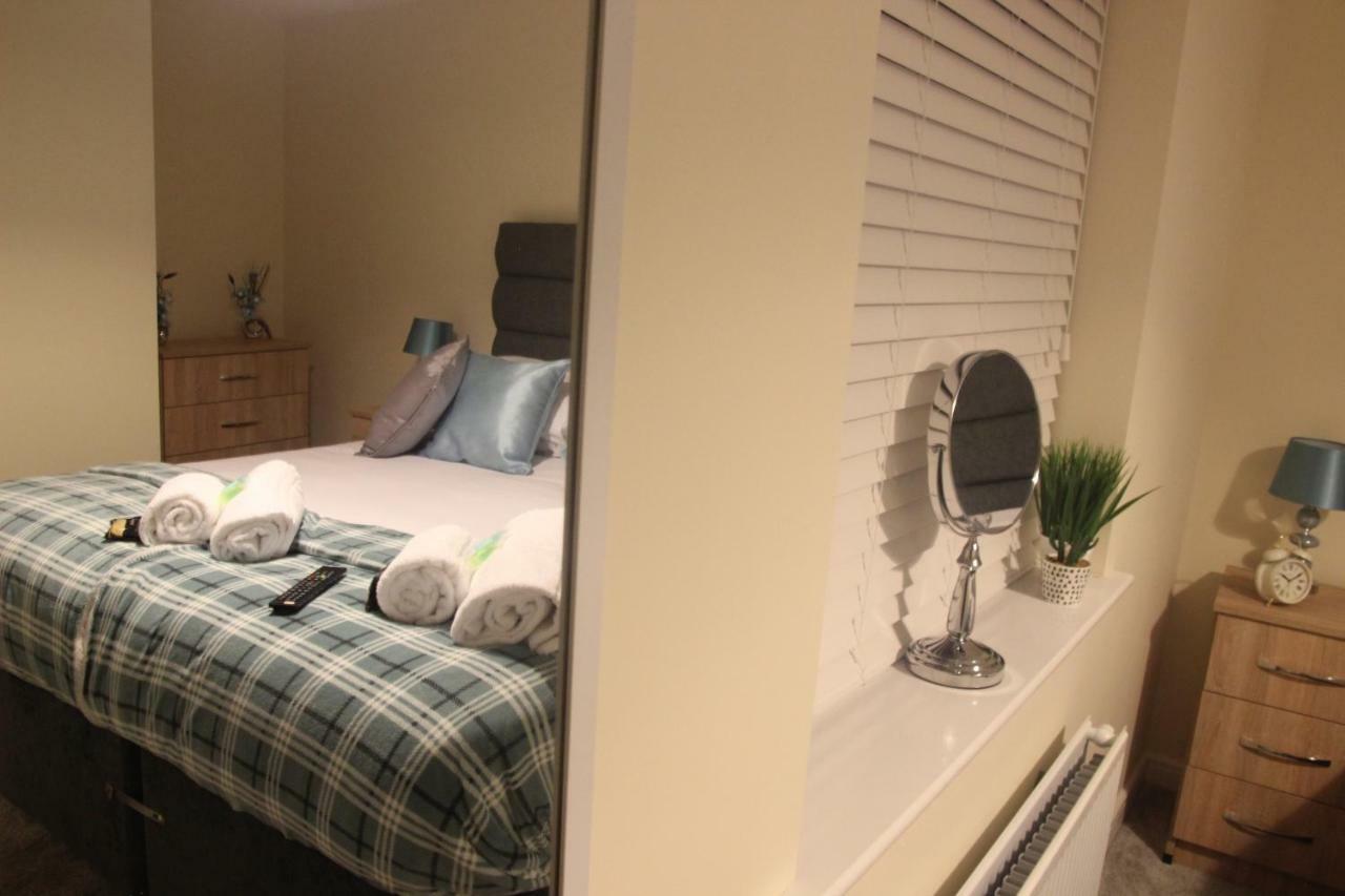 Apartment Staynec Coach House - For Company, Contractor & Leisure - Nec, Hs2, Jlr, Airport *