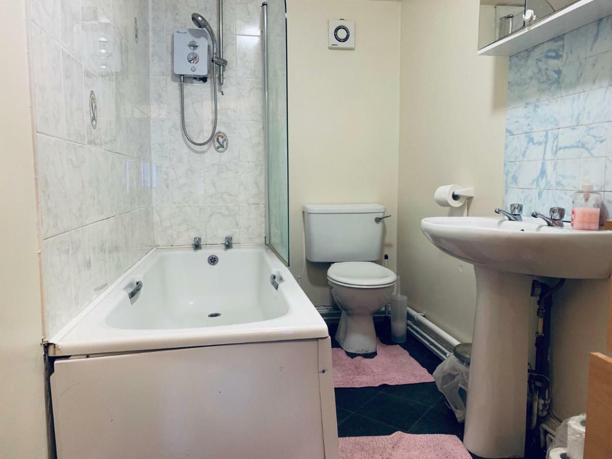 The Hagley Guest house 3*