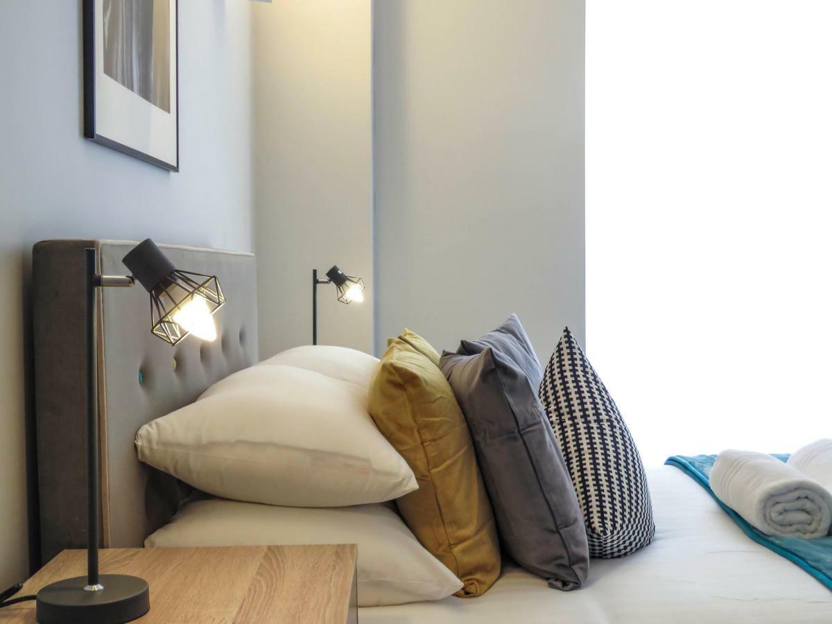 Apartment Tudors Esuites Jq Two Bedrooms