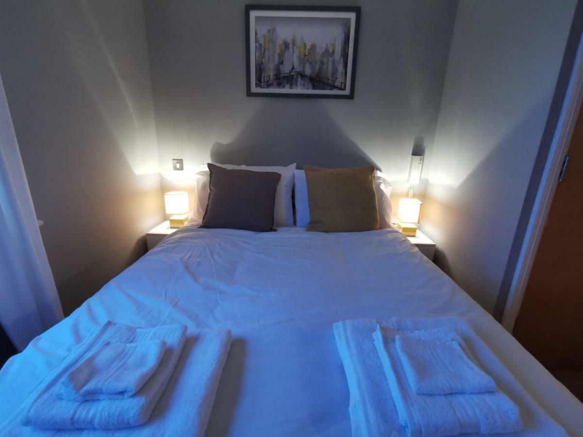 The Qube * Sleeps 6 * Parking Birmingham