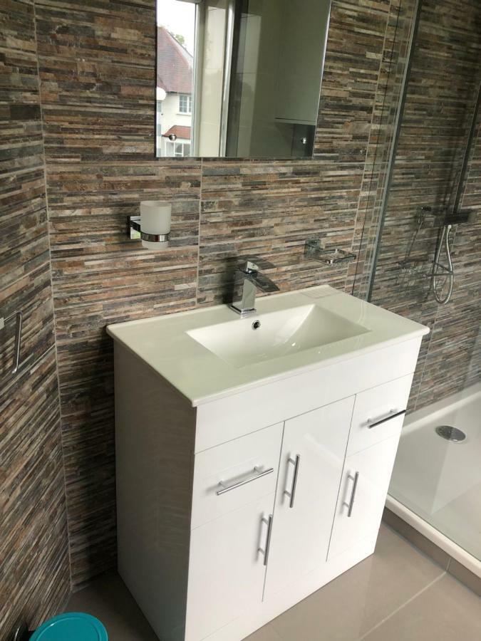 Treetops Flat2 Hall B28 Birmingham
