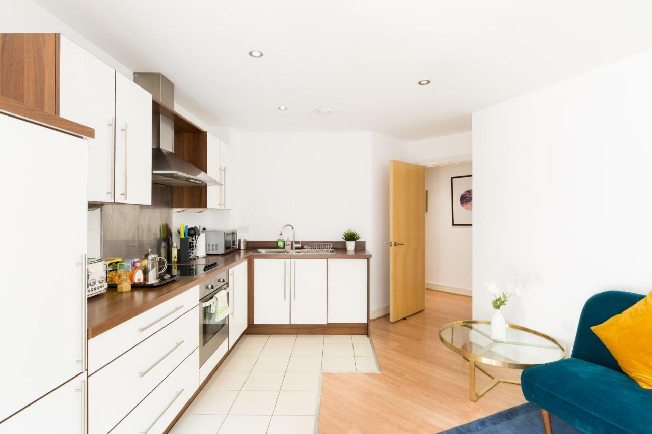 City Suites By Roche Apartment *