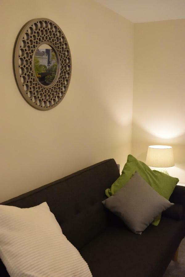 Staynec Coach House - For Company, Contractor & Leisure - Nec, Hs2, Jlr, Airport Apartment Birmingham